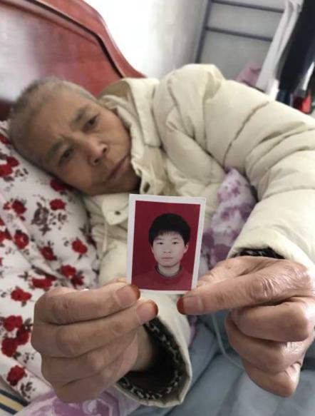 郑州中风险区清零,一张图片背后的希望与坚守 郑州中风险区清零,一张图片背后的希望与坚守