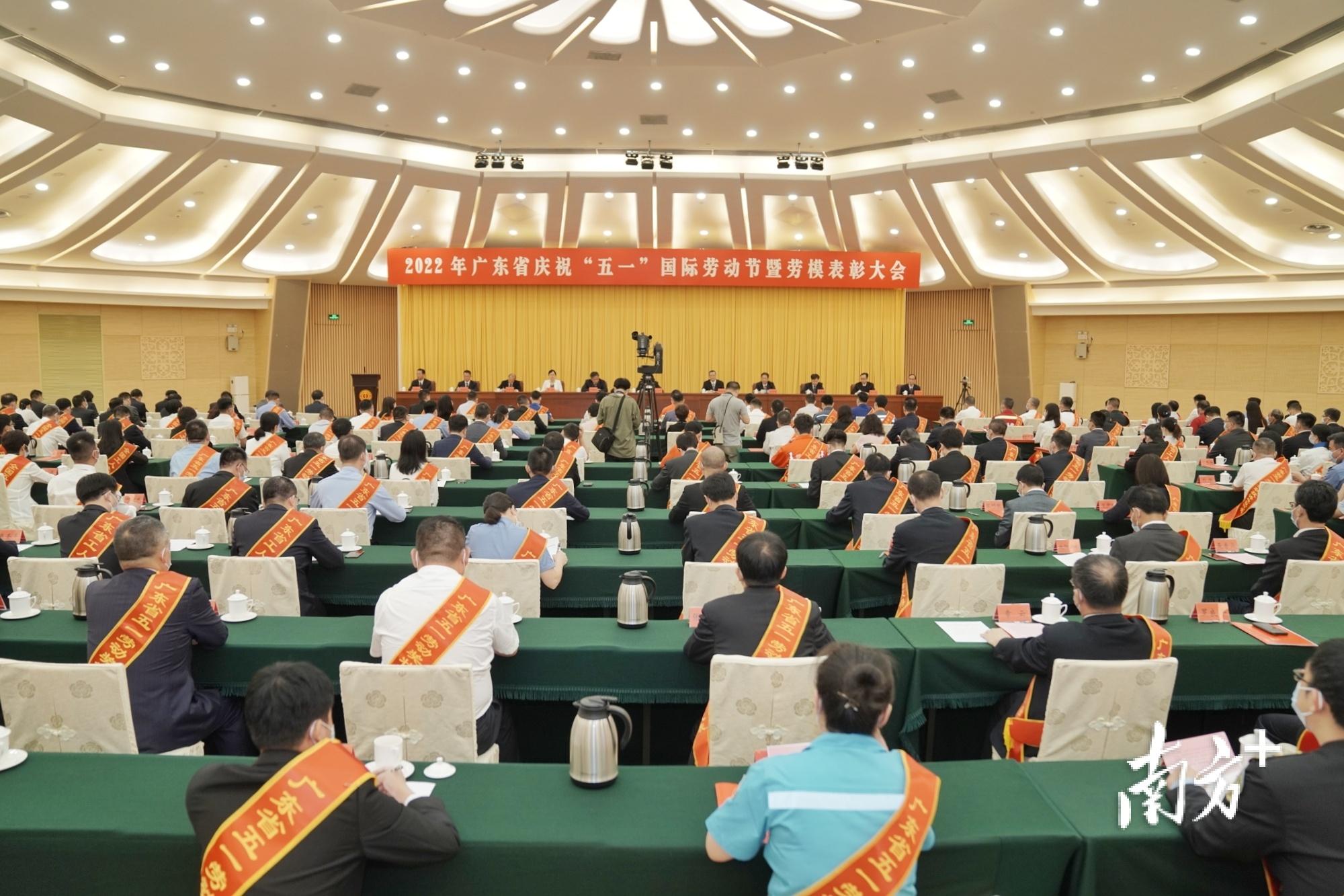 五一劳动节放假时间确定了吗(五一劳动节放几天假2022) 五一劳动节放假时间确定了吗(五一劳动节放几天假2022)