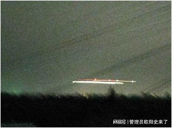 杭州UFO事件最新消息,目击者激增,官方尚未回应,专家呼吁理性看待 杭州UFO事件最新消息,目击者激增,官方尚未回应,专家呼吁理性看待