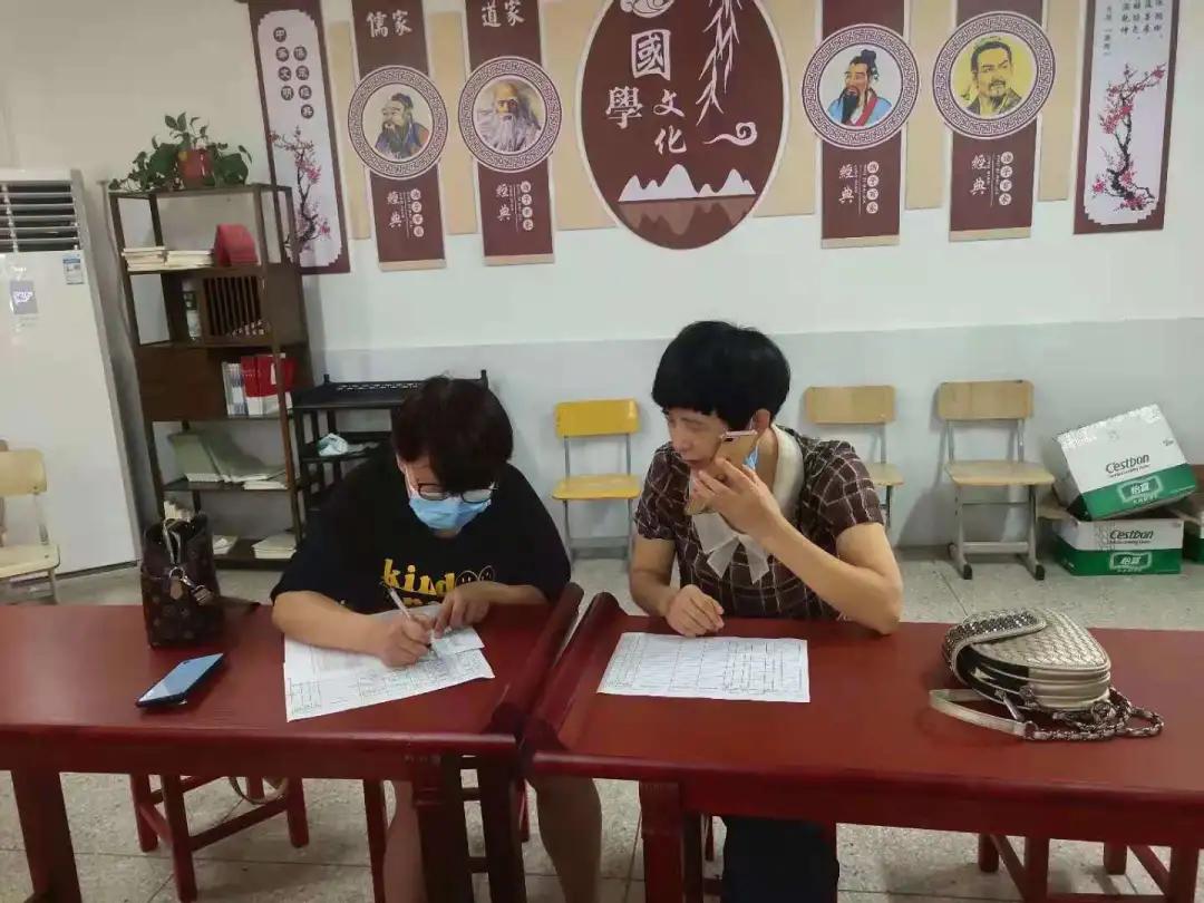 兴化市疫情防控指挥部发布最新疫情通报,多措并举筑牢防疫屏障 兴化市疫情防控指挥部发布最新疫情通报,多措并举筑牢防疫屏障