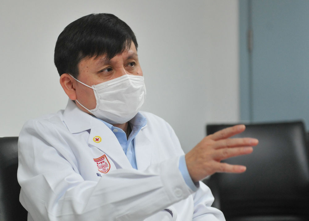 张文宏最新研判,新冠病死率已显著降低,但脆弱人群防护仍是关键 张文宏最新研判,新冠病死率已显著降低,但脆弱人群防护仍是关键