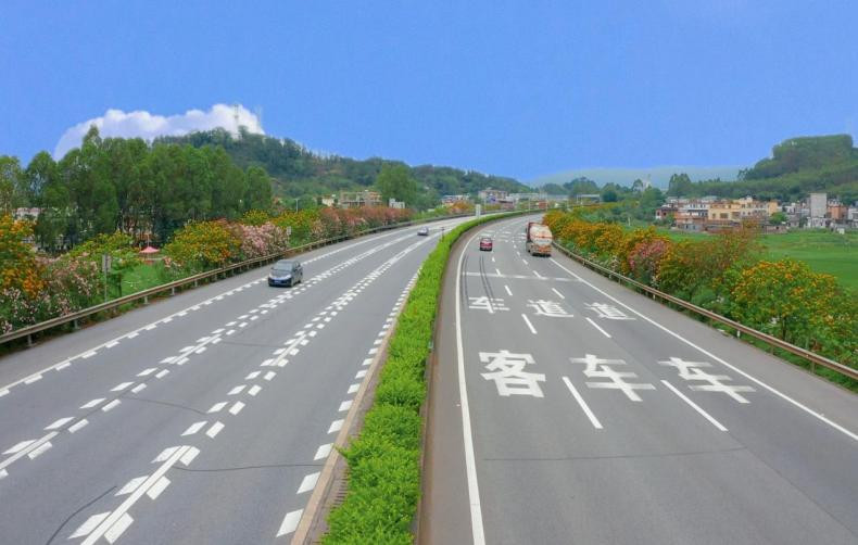 2021年清明节高速免费通行吗?出行指南请查收! 2021年清明节高速免费通行吗?出行指南请查收!