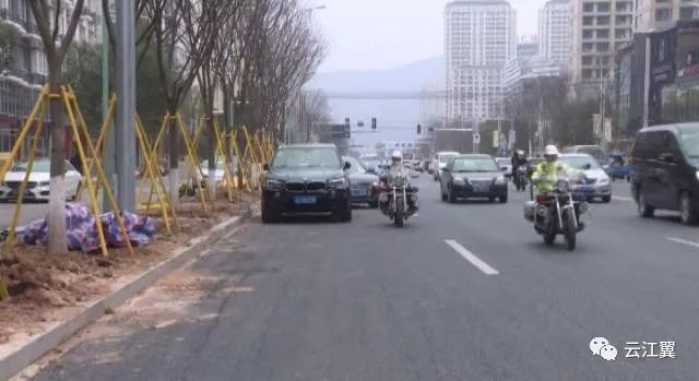 宝山疫情整治显成效,宝安公路218号焕新颜 宝山疫情整治显成效,宝安公路218号焕新颜