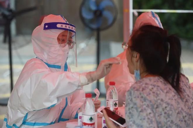 几类人不用隔离,科学防疫与人性关怀的平衡 几类人不用隔离,科学防疫与人性关怀的平衡
