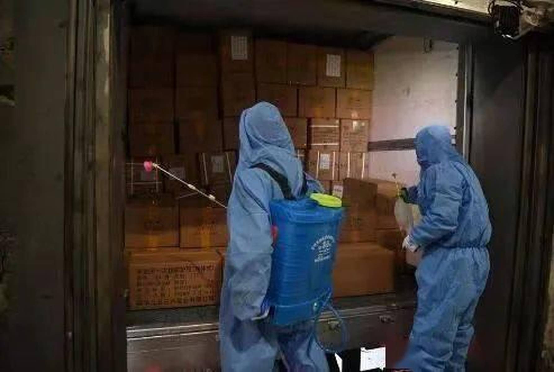 快递盒上的隐形风险,一例新冠感染引发的警示 快递盒上的隐形风险,一例新冠感染引发的警示