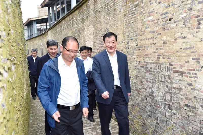景德镇最新疫情情况,防控措施持续优化,市民生活平稳有序 景德镇最新疫情情况,防控措施持续优化,市民生活平稳有序