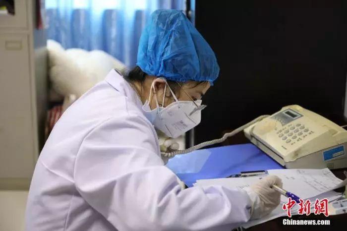 快递员感染新型肺炎/快递员得新冠 快递员感染新型肺炎/快递员得新冠