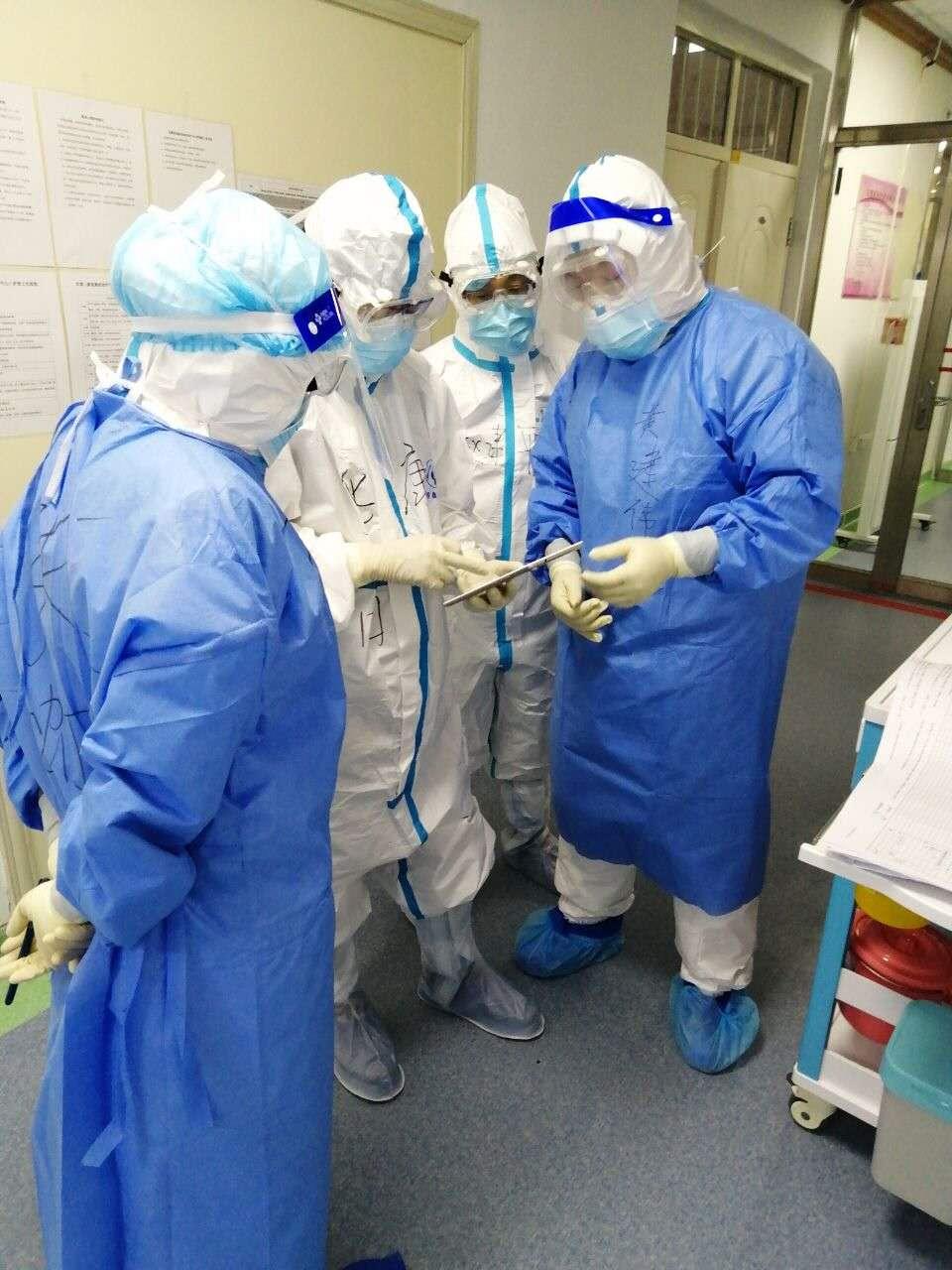 镜头下的坚守,北京新增病例摄影师的非常记录 镜头下的坚守,北京新增病例摄影师的非常记录
