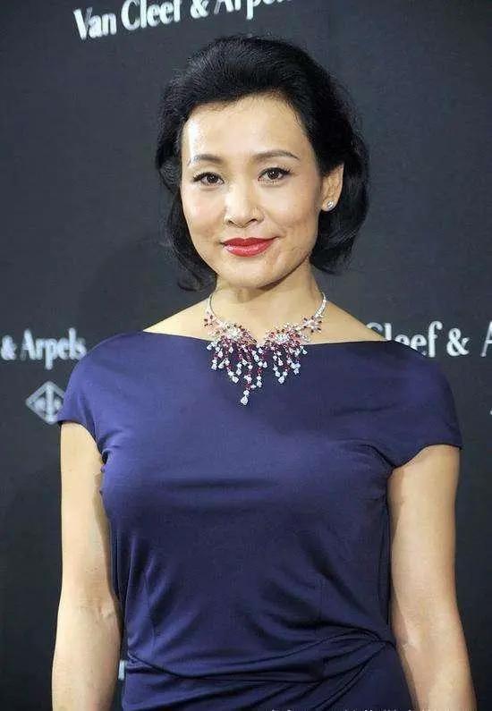全球疫情警报,单日新增超28万,美国破5.3万背后的挑战与反思 全球疫情警报,单日新增超28万,美国破5.3万背后的挑战与反思