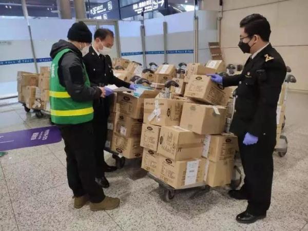 全球累计确诊逾2279万例,疫情下的挑战与反思 全球累计确诊逾2279万例,疫情下的挑战与反思