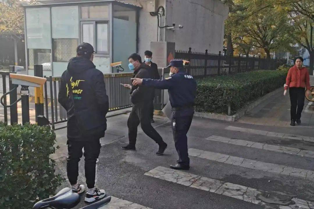 石景山围城,当出轨被疫情焊在一起 石景山围城,当出轨被疫情焊在一起
