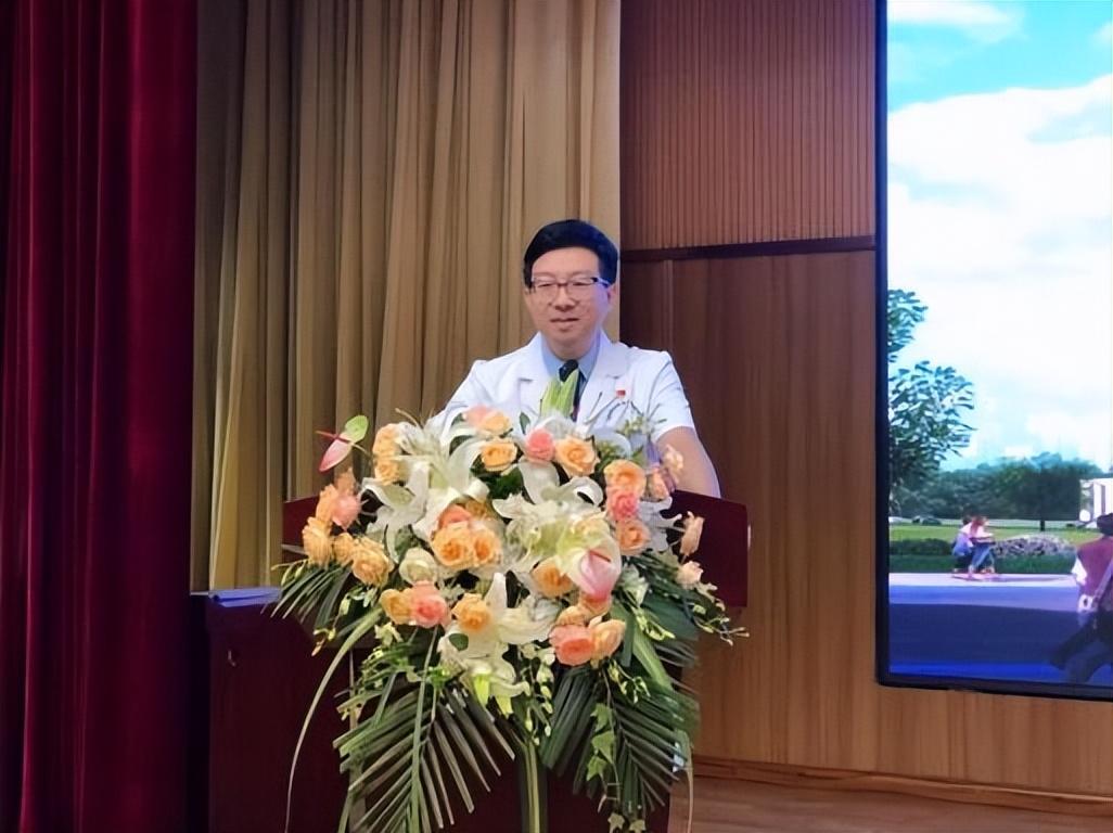 凤凰涅槃,疫情下的坚守与重生 凤凰涅槃,疫情下的坚守与重生