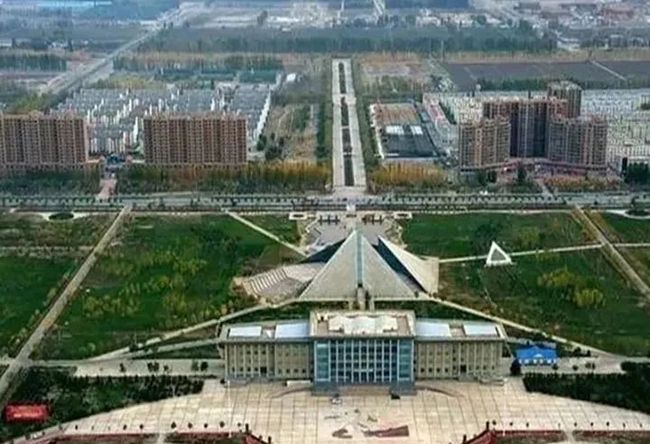 新疆石河子,戈壁滩上崛起的兵团新城 新疆石河子,戈壁滩上崛起的兵团新城