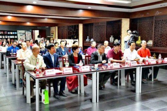 【对外经贸大学最厉害三个专业,对外经济贸易大学的王牌专业】