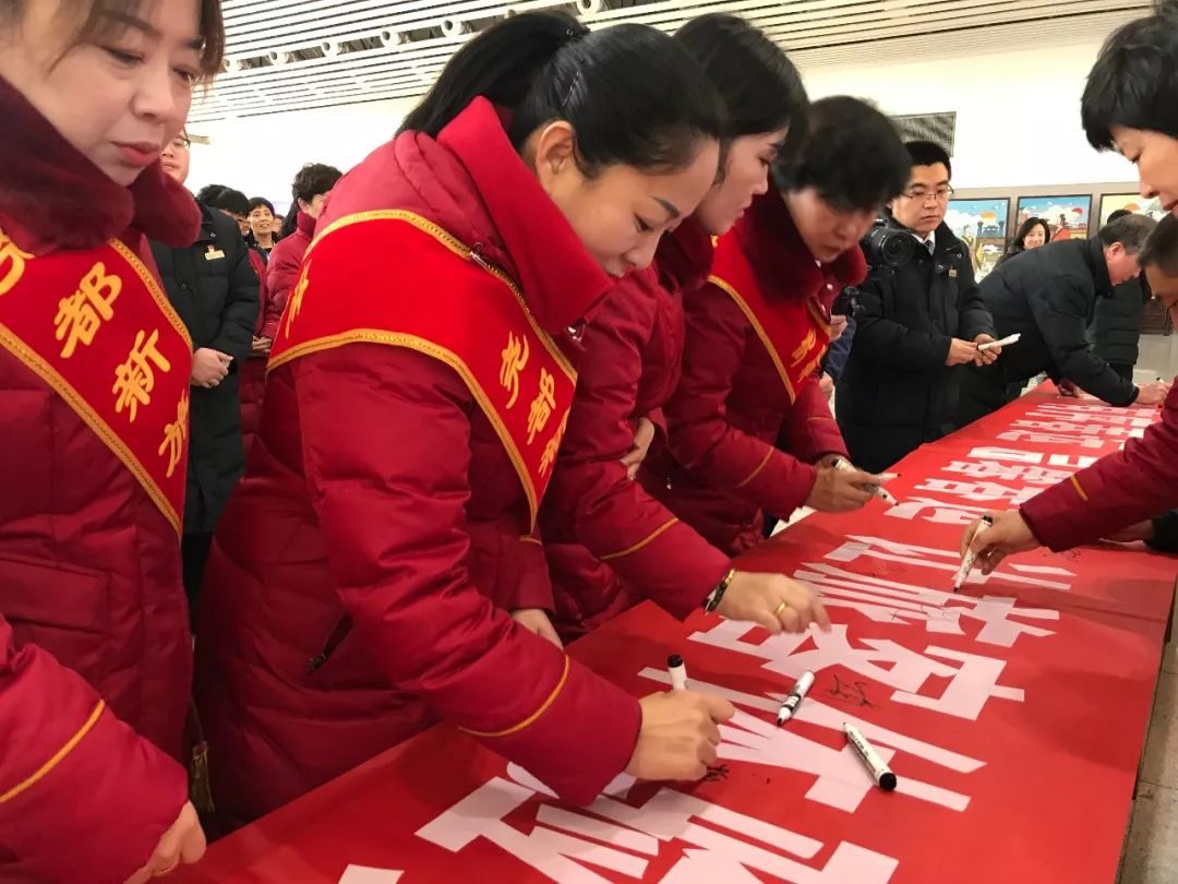 【春运网评文章,春运网评文章蔡艳芳】