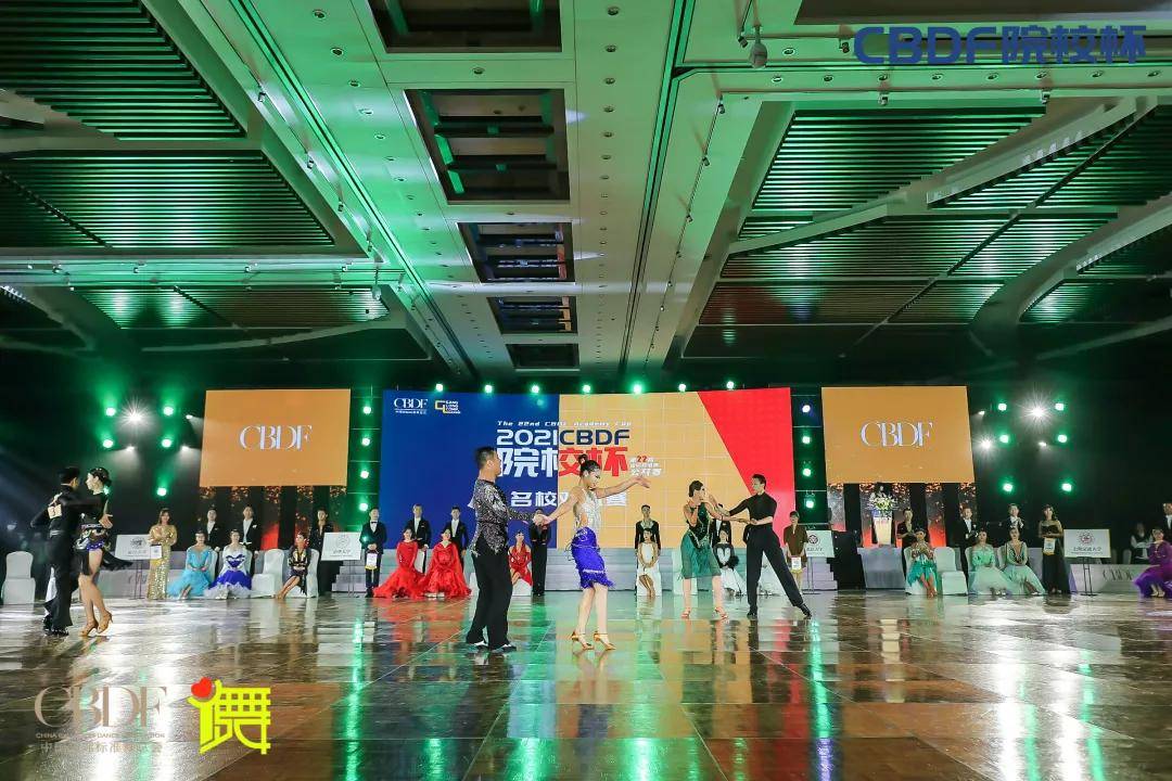 160天封锁,那座被时间凝固的城市记忆 160天封锁,那座被时间凝固的城市记忆