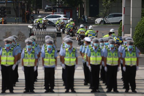 上海社会面清零,阶段性成果与常态化防控新起点 上海社会面清零,阶段性成果与常态化防控新起点