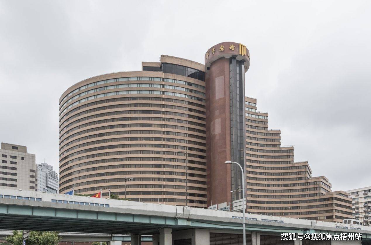 上海华亭宾馆属于哪个区?详细解析其地理位置与历史背景 上海华亭宾馆属于哪个区?详细解析其地理位置与历史背景
