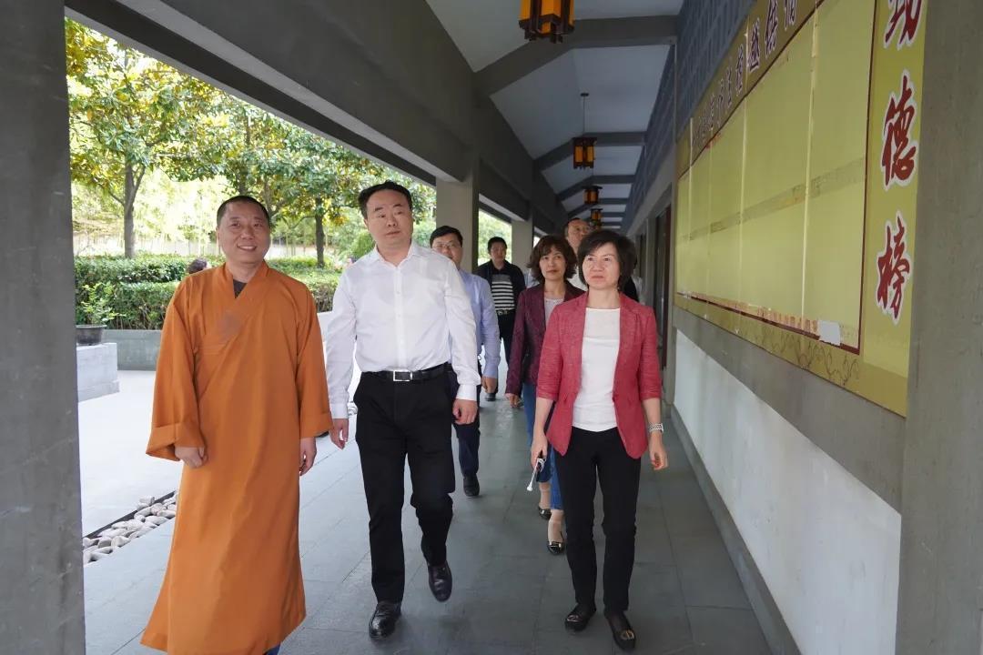 西藏疫情最新通告,持续巩固防控成果,有序推进社会面常态化管理 西藏疫情最新通告,持续巩固防控成果,有序推进社会面常态化管理