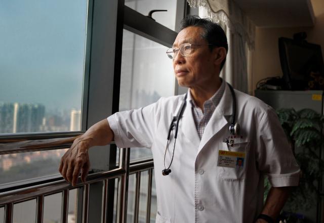 探寻迷雾中的转折,本次疫情的拐点究竟何时出现? 探寻迷雾中的转折,本次疫情的拐点究竟何时出现?