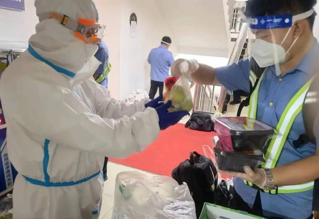 筑牢疫情防线,重庆来返人员需严格落实14天隔离观察 筑牢疫情防线,重庆来返人员需严格落实14天隔离观察