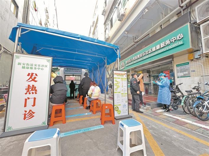 深圳核酸临时采集点,城市温度与效率的缩影 深圳核酸临时采集点,城市温度与效率的缩影