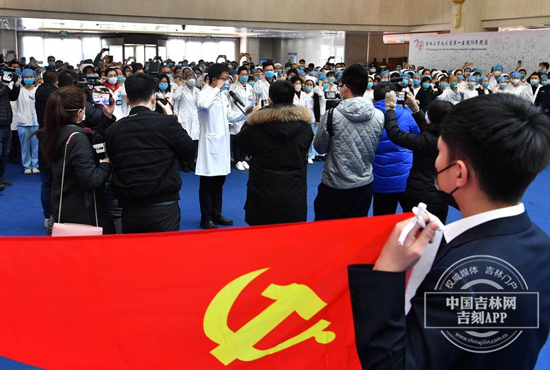 吉林多地区发布重要通告,全力筑牢疫情防控安全屏障 吉林多地区发布重要通告,全力筑牢疫情防控安全屏障