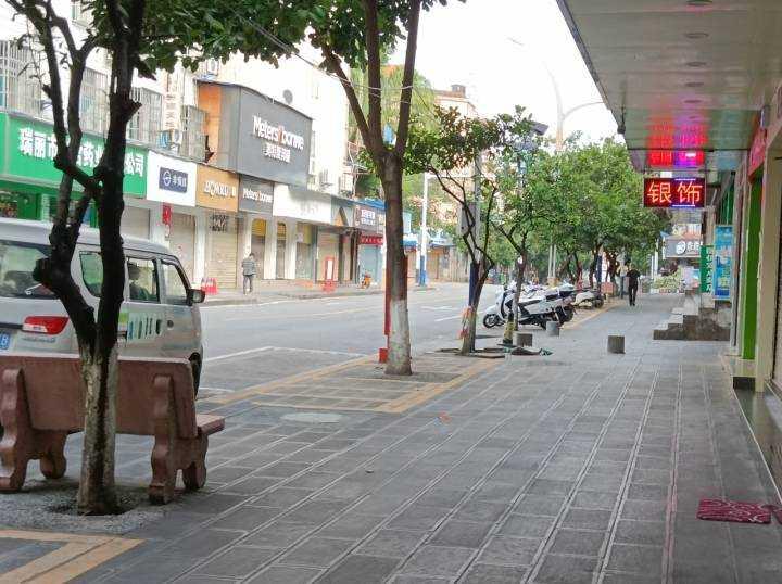瑞丽属于中风险地区吗?解析当前疫情风险等级与防控措施 瑞丽属于中风险地区吗?解析当前疫情风险等级与防控措施