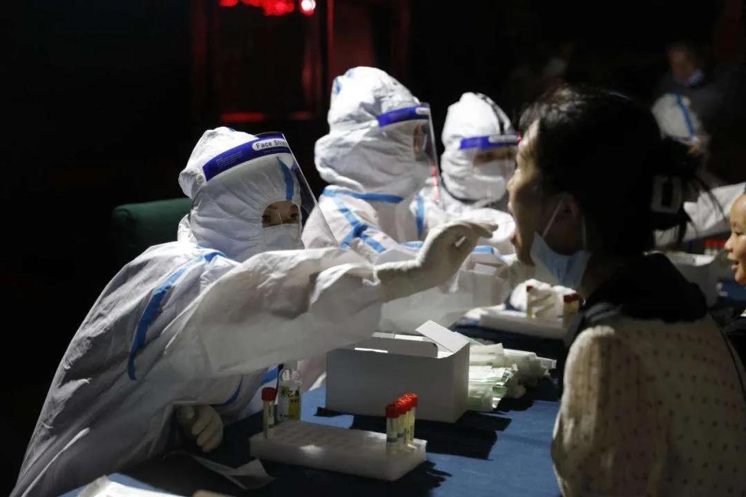 【广州新增两中风险地区,疫情风险升级!广州有2个区为中风险】 【广州新增两中风险地区,疫情风险升级!广州有2个区为中风险】