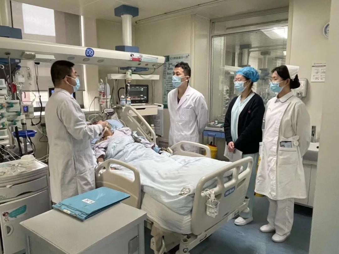 【新冠患者重症比例/新冠 重症 比例】 【新冠患者重症比例/新冠 重症 比例】