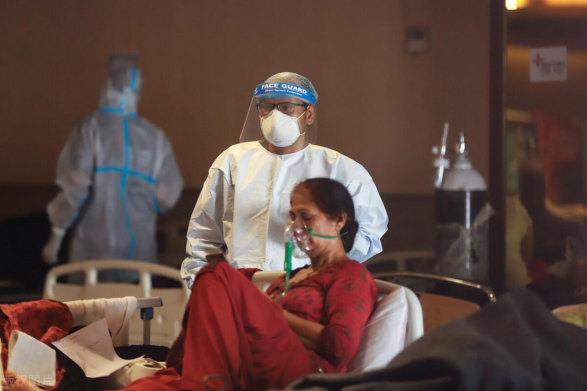 19人聚餐11人感染新型肺炎/19人聚餐全部死亡 19人聚餐11人感染新型肺炎/19人聚餐全部死亡