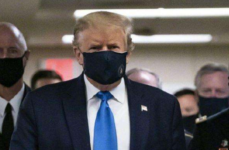 特朗普公开支持佩戴口罩 防疫立场发生重大转变 特朗普公开支持佩戴口罩 防疫立场发生重大转变