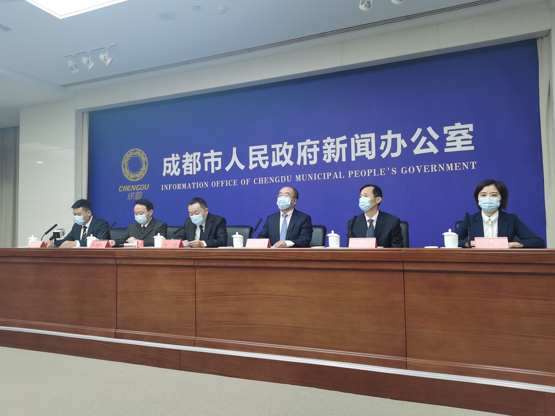 成都中风险地区增至3个，疫情防控再升级