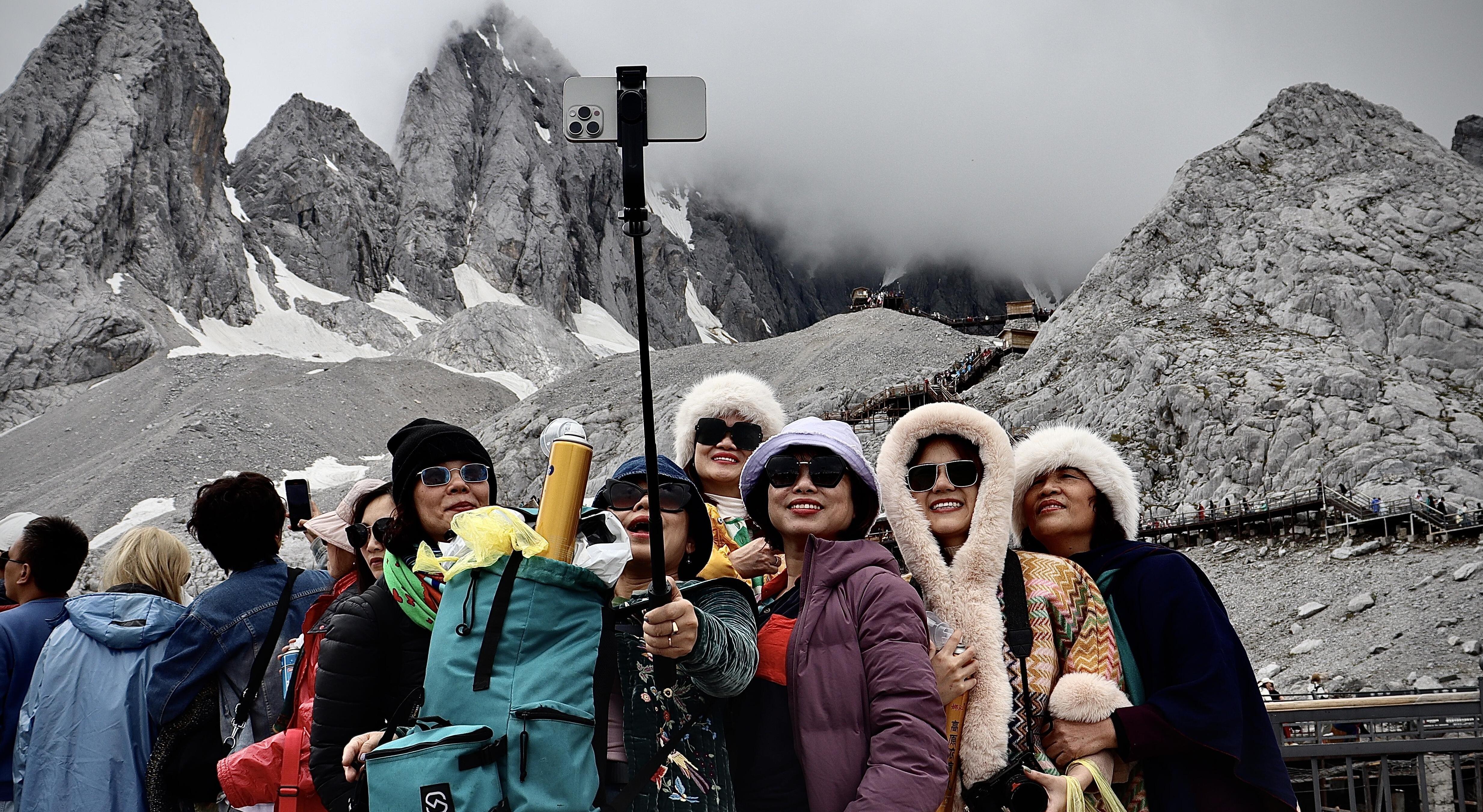 【禁止跨省跨境旅游/禁止跨省旅游是不允许出省吗】