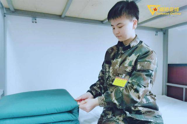 铿锵玫瑰，英姿飒爽—记2020国庆大阅兵中的女兵方阵