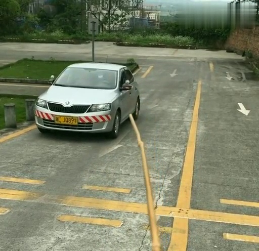 【科目二考试技巧图解半坡起步/科二的半坡起步窍门】 【科目二考试技巧图解半坡起步/科二的半坡起步窍门】