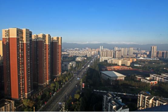 成都市郫都区新冠行动轨迹（介绍了当天在成都市郫都区发现的新冠肺炎确诊病例情况）