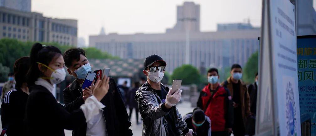 张文宏医生说疫情什么时候结束（张文宏疫情可能持续两年）