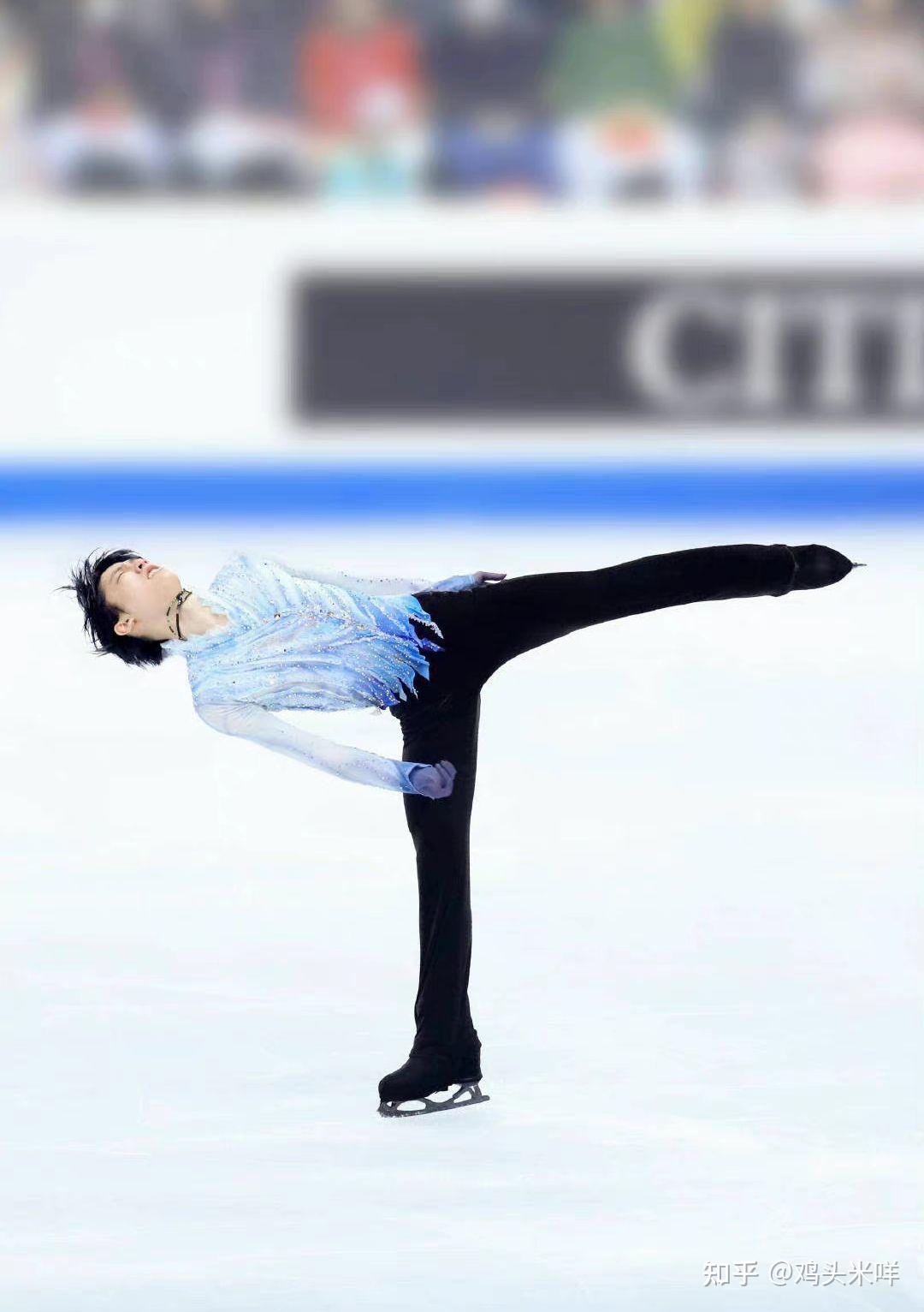 掌握冰上优雅弧线,花样滑冰双侧曲线步法全解 掌握冰上优雅弧线,花样滑冰双侧曲线步法全解