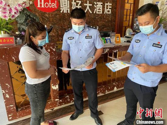 云南瑞丽主城区部分区域解除居家隔离,有序恢复生产生活秩序 云南瑞丽主城区部分区域解除居家隔离,有序恢复生产生活秩序