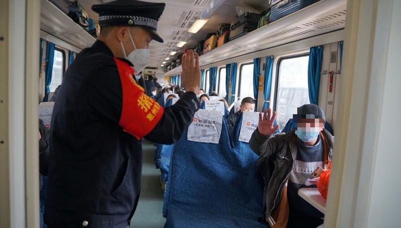 t242列车疫情:k429列车疫情