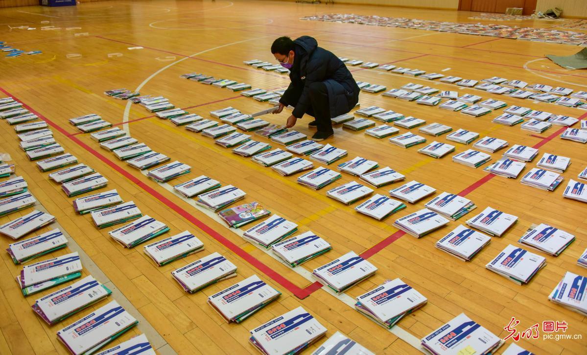 浙江部分学校因恶劣天气暂时停课,确保师生安全 浙江部分学校因恶劣天气暂时停课,确保师生安全