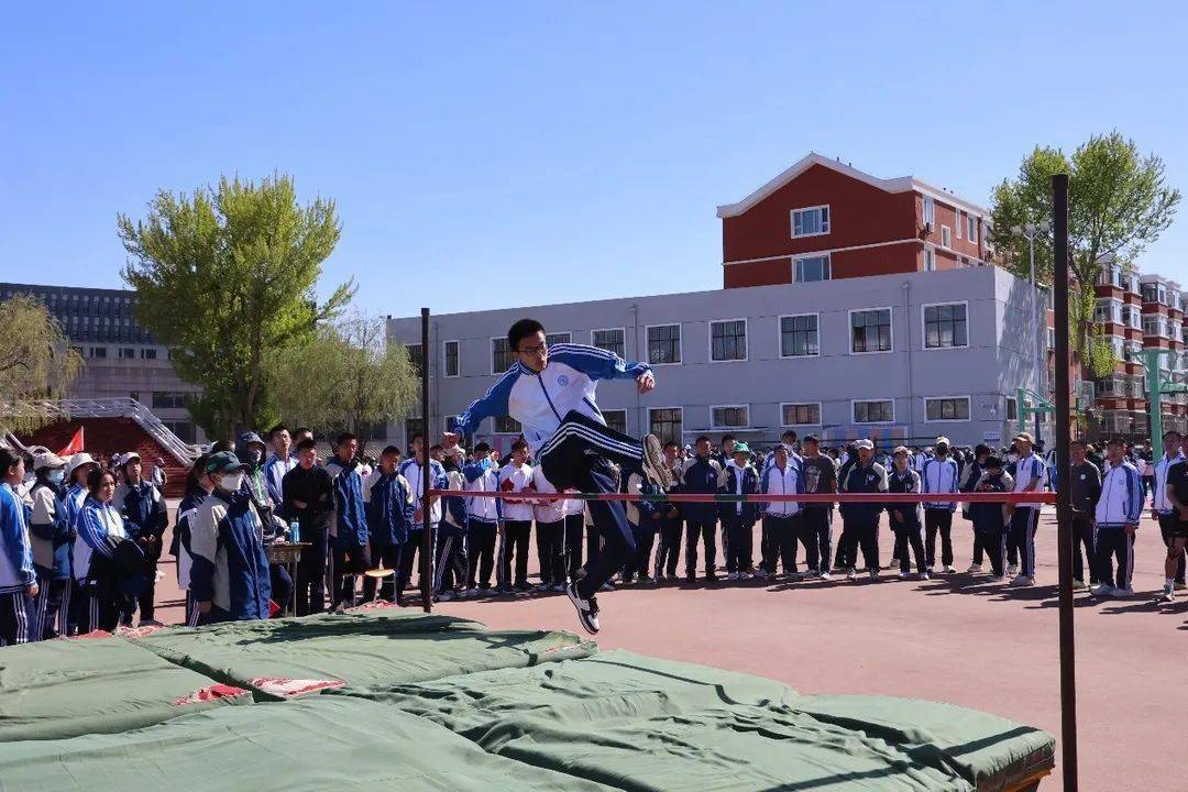 呼和浩特某中学，青春在这里拔节生长