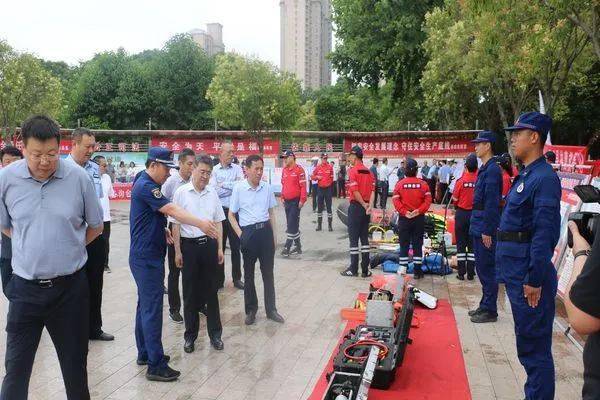北京进返京政策调整，在精准防控中守护城市温度