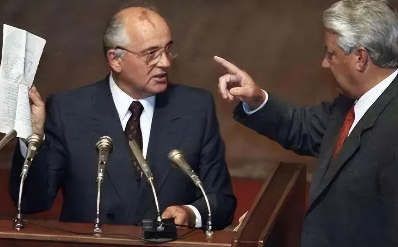 【卢布贬值了多少倍/卢布当年贬值多少】