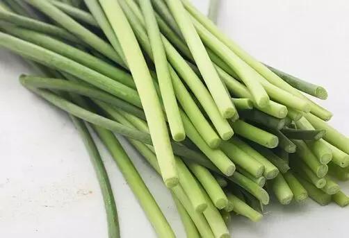 大白su(大白蒜图片) 大白su(大白蒜图片)