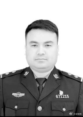 五一假期调休安排引热议，2021年拼假模式下的疲惫与思考