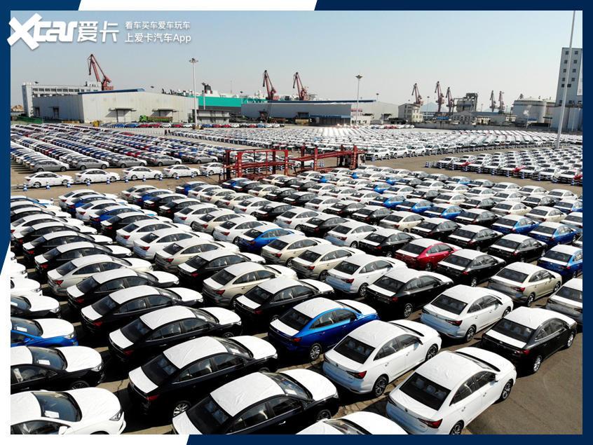 全国疫情整体继续呈现下降态势的原因/全国疫情依然严峻