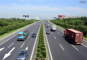 2022年高速公路免费通行政策详解，节假日免费，但需注意这些细节