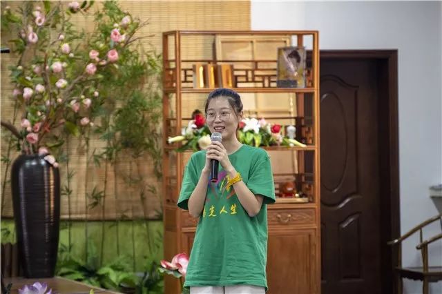 钟南山孙儿女,光环下的平凡人生与家族传承 钟南山孙儿女,光环下的平凡人生与家族传承